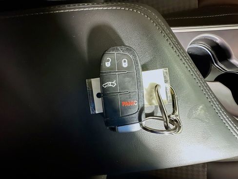 Used 2019 Dodge Challenger SXT RWD image 38