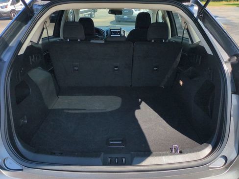 Certified 2024 Ford Edge SE image 13