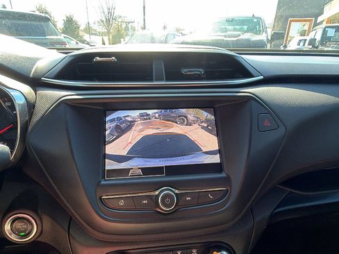 Used 2022 Chevrolet TrailBlazer RS image 31