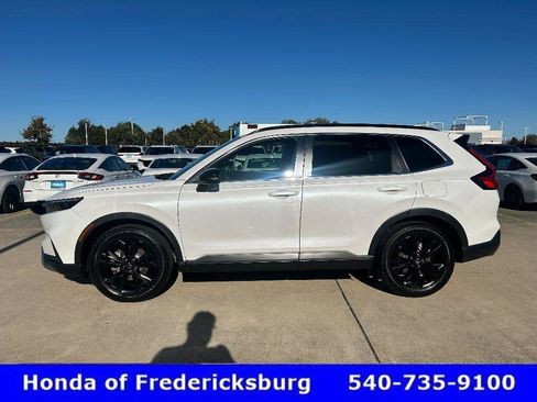 Certified 2023 Honda CR-V Sport Touring image 3