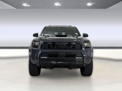 Used 2025 Toyota 4Runner TRD Sport AWD/4WD image 6