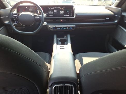 Certified 2024 Hyundai Ioniq 6 SE RWD image 13