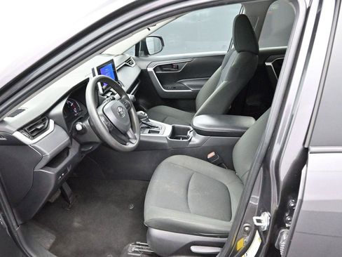 Used 2024 Toyota RAV4 LE FWD image 11