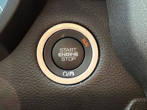 Used 2024 RAM 1500 Big Horn AWD/4WD image 13