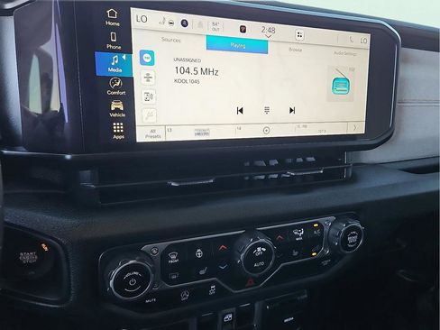 Used 2025 Jeep Wrangler Sport S image 14