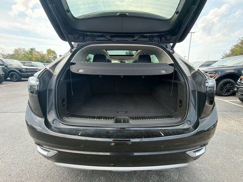 Used 2021 Buick Envision Avenir w/ Technology Package II AWD/4WD image 5