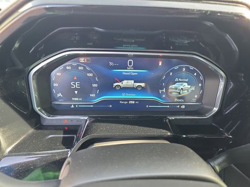 New 2025 Chevrolet Silverado 1500 LT w/ Convenience Package II image 17