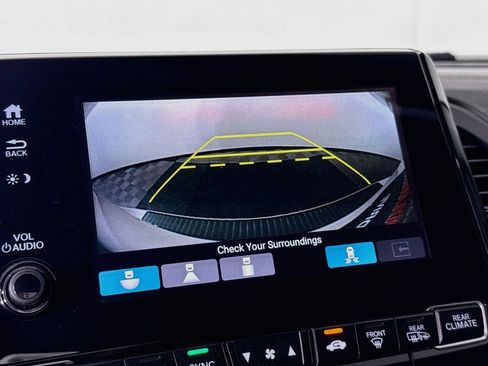 Used 2018 Honda Odyssey Elite image 14