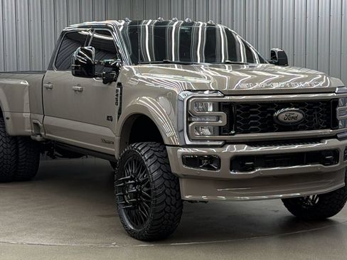 Used 2026 Ford F450 King Ranch w/ Chrome Package AWD/4WD image 7