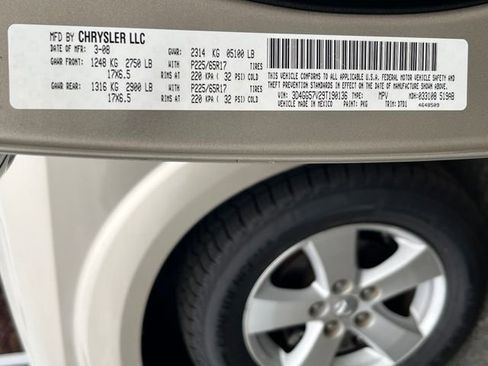 Used 2009 Dodge Journey SXT w/ Rear Seat Video Group image 30