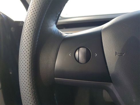 Used 2021 Tesla Model 3 Long Range image 19