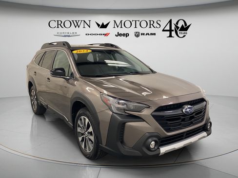 Used 2024 Subaru Outback Limited AWD/4WD image 9
