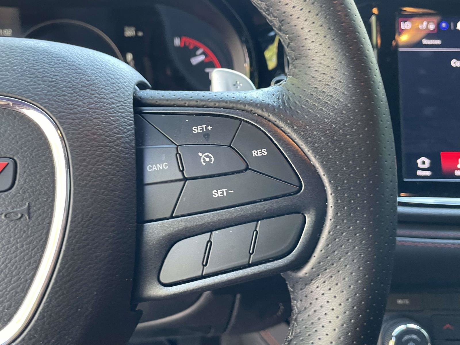 Used 2025 Dodge Durango R/T w/ Blacktop Package AWD/4WD image 24