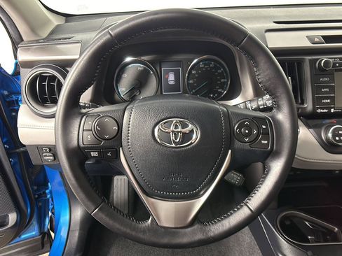 Used 2016 Toyota RAV4 XLE AWD/4WD image 29