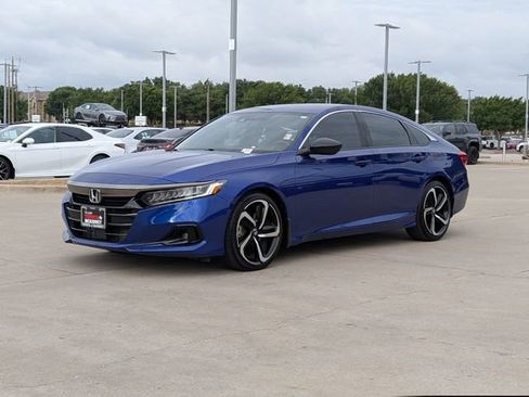 Used 2022 Honda Accord Sport image 9