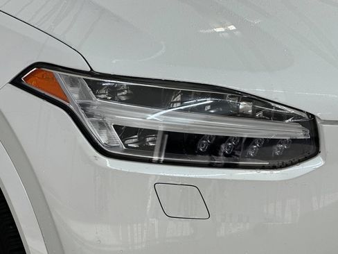 Used 2019 Volvo XC90 T6 Inscription w/ Luxury Package image 10