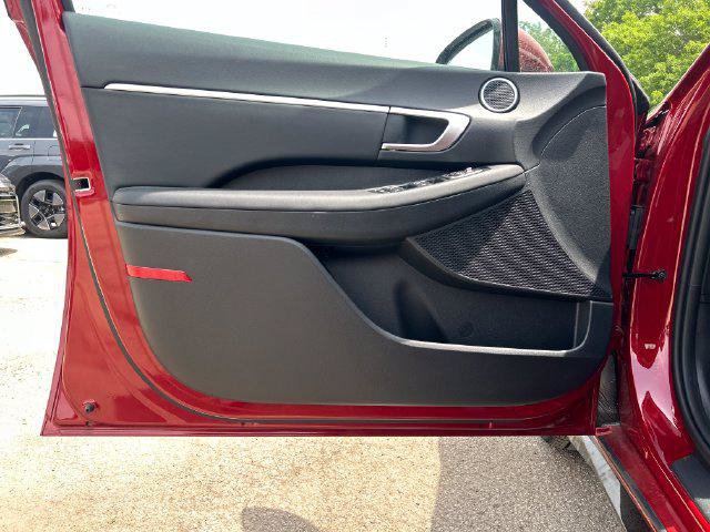 New 2026 Hyundai Sonata SEL FWD image 12