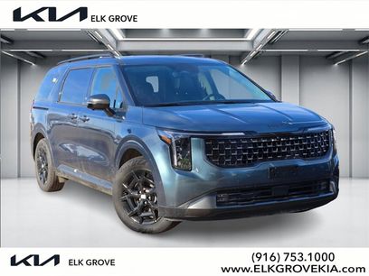 New 2025 Kia Carnival SX