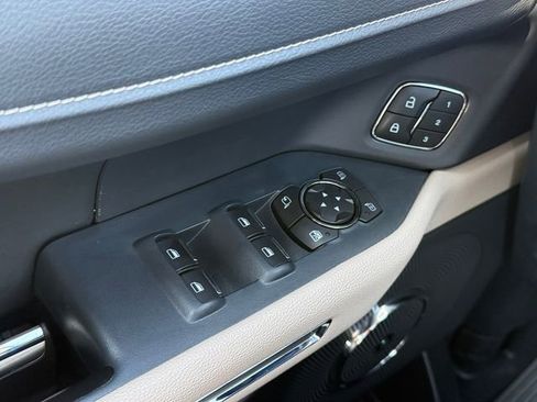 Certified 2022 Ford Expedition Max Limited image 25