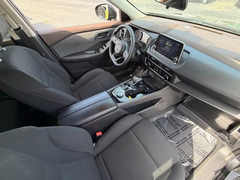 Used 2023 Nissan Rogue S AWD/4WD image 12