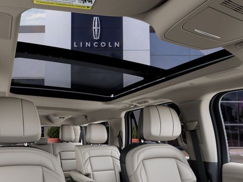 New 2027 Lincoln Navigator L Reserve RWD image 22