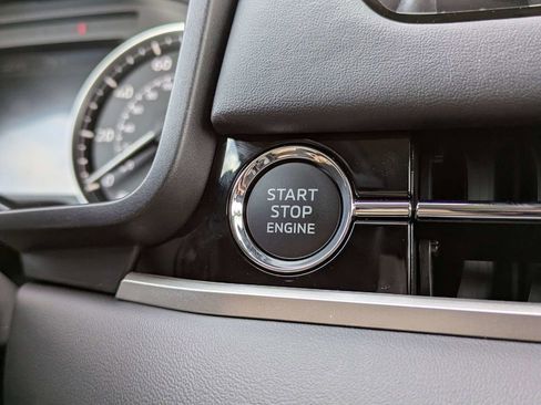 New 2026 Mitsubishi Outlander ES image 27