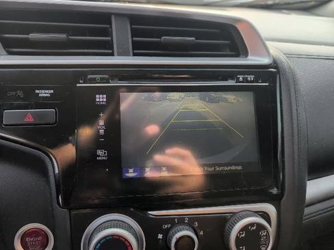 Used 2017 Honda Fit EX image 20