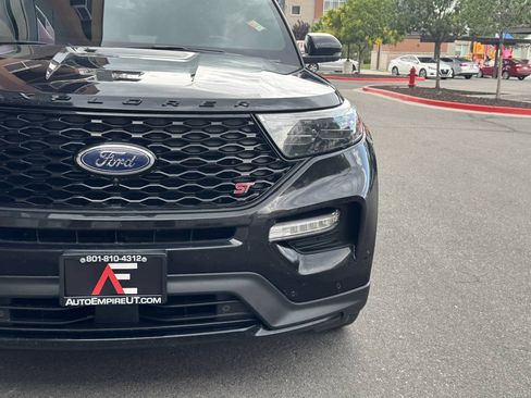 Used 2020 Ford Explorer ST w/ Premium Technology Package AWD/4WD image 11