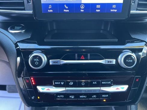 Used 2023 Ford Explorer ST image 32
