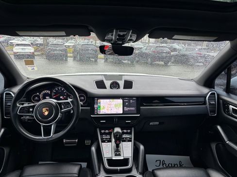 Used 2021 Porsche Cayenne S image 12