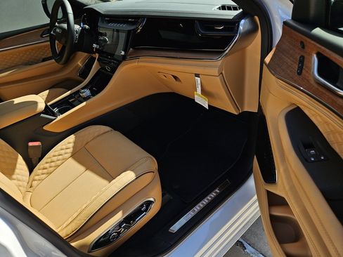 New 2026 Jeep Grand Cherokee Summit AWD/4WD image 7