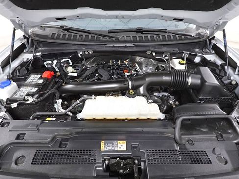 Certified 2025 Ford Expedition Platinum AWD/4WD image 32