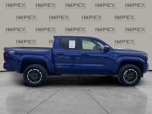 Used 2025 Toyota Tacoma TRD Sport image 6