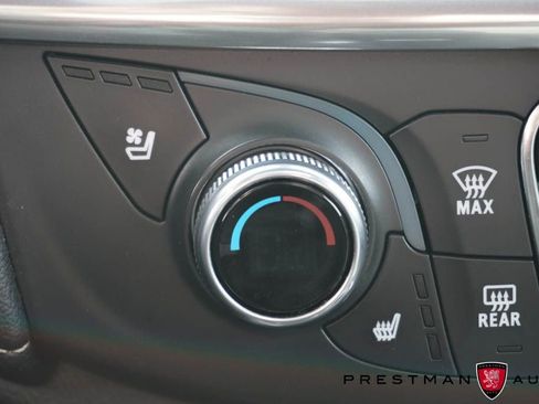 Used 2022 Chevrolet Traverse Premier w/ Redline Edition FWD image 8