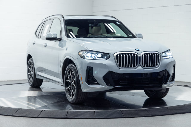 Certified 2024 BMW X3 xDrive30i w/ Premium Package AWD/4WD image 4