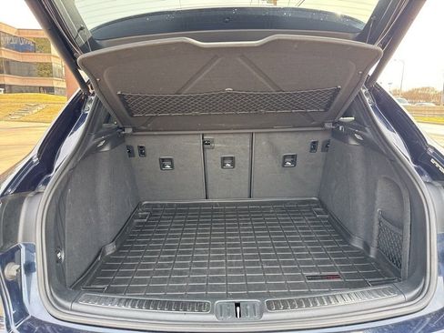 Used 2020 Porsche Macan image 16