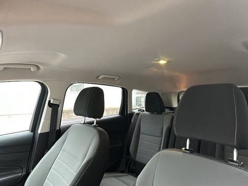 Used 2016 Ford Escape SE w/ Equipment Group 201A image 12