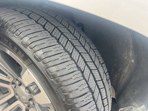 Used 2019 GMC Yukon XL Denali w/ Denali Ultimate Package image 5