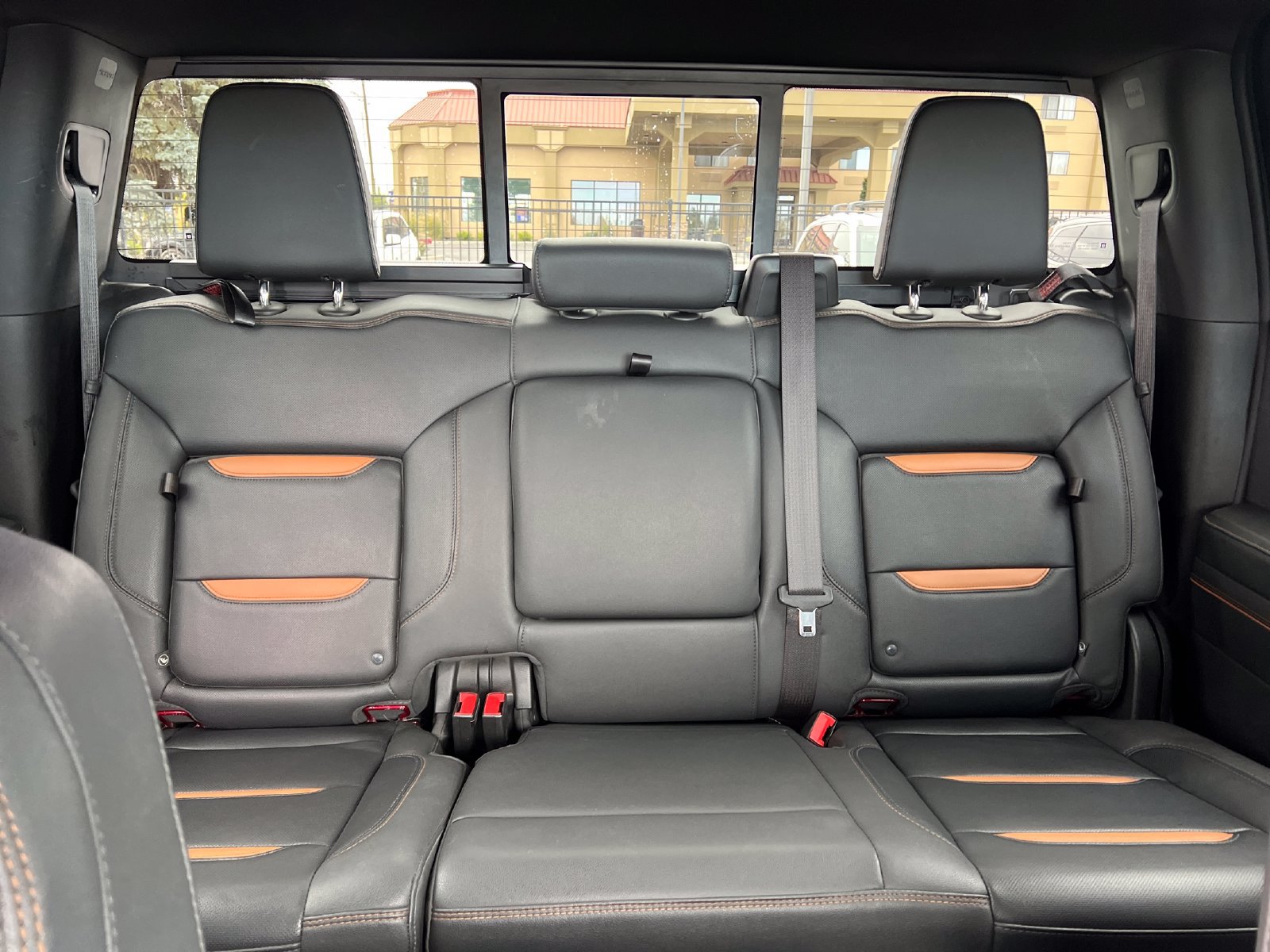 Used 2023 GMC Sierra 1500 AT4 w/ Technology Package AWD/4WD image 27