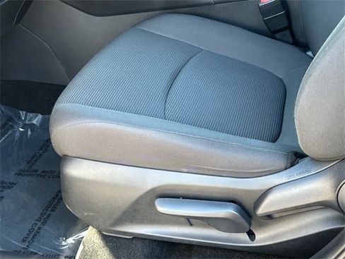 Certified 2022 Toyota RAV4 LE w/ Carpet Mat Package (TMS) image 18