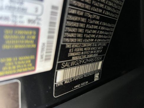 Used 2017 Land Rover Range Rover Sport SE image 29