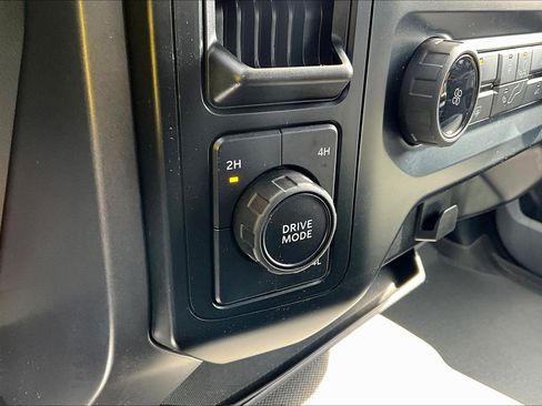 Used 2023 Ford F150 XLT image 28