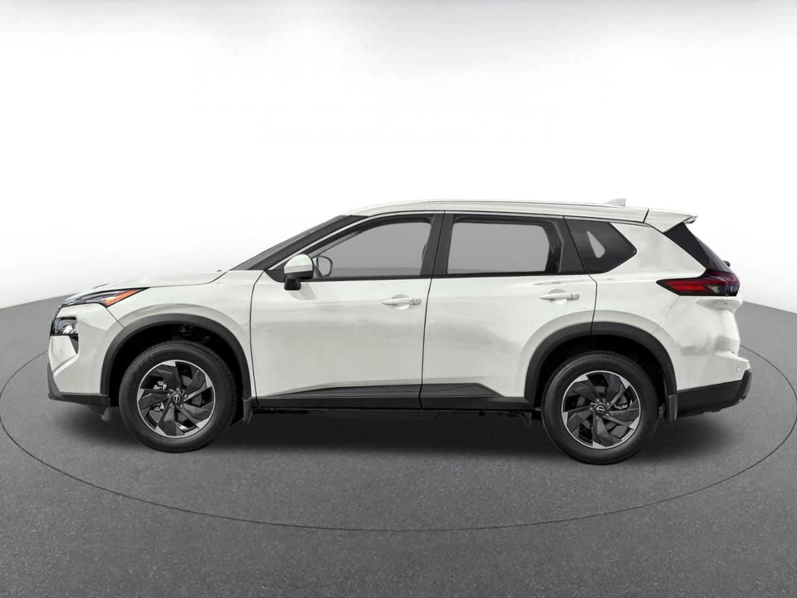 Used 2026 Nissan Rogue SV AWD/4WD image 3