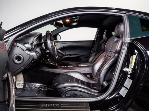 Used 2014 Ferrari F12 Berlinetta Coupe 2D image 21