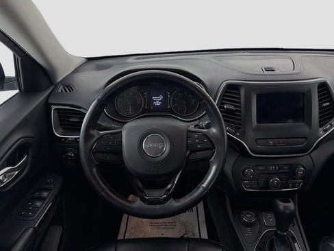 Used 2019 Jeep Cherokee Latitude Plus image 22