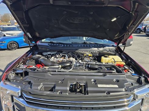 Used 2019 Ford F250 Lariat w/ Lariat Ultimate Package image 27