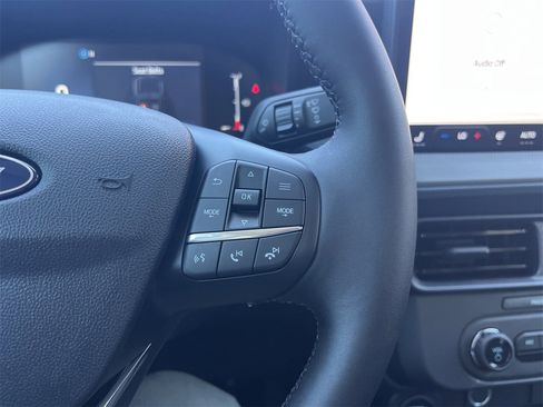 New 2025 Ford Maverick XLT w/ XLT Luxury Package image 9