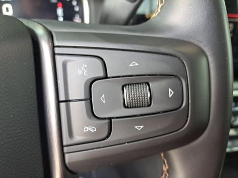 Used 2024 GMC Sierra 2500 AT4 w/ AT4 Premium Plus Package AWD/4WD image 34