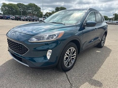 Certified 2020 Ford Escape SEL AWD/4WD image 2