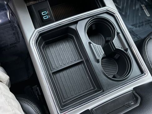 Used 2019 Ford F250 Lariat image 39